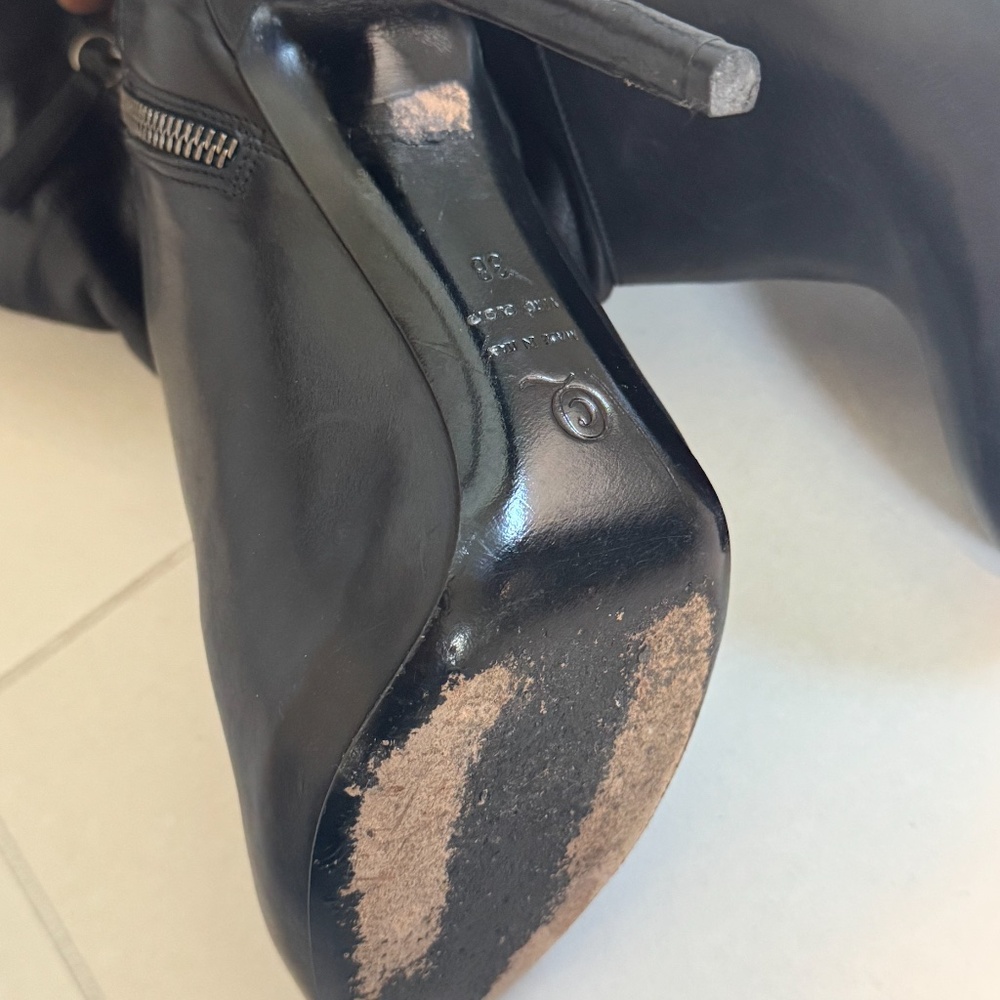 Alexander McQueen Ankle Boots Size EU38 - Picture 9 of 9